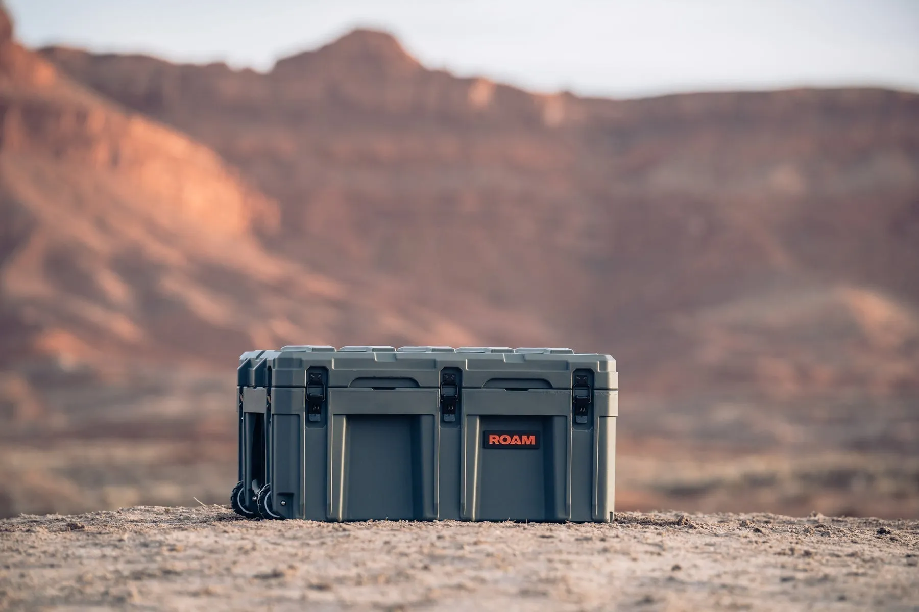 ロームアドベンチャー Roam Adventure 150L ローリング ラゲッド ケース Rolling Rugged Case