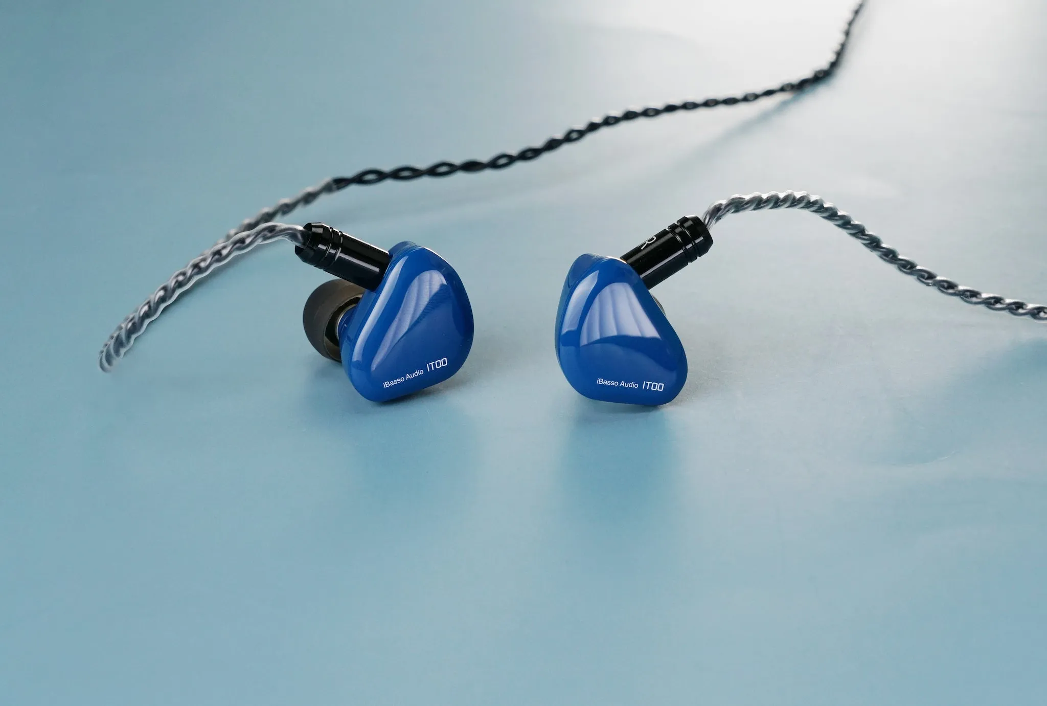 iBasso IT00 | Dynamic Universal IEMs