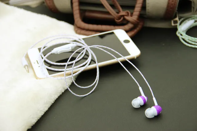 MOONBIFFY 2016 New Glow In The Dark Luminous Earphones Night Light Glowing Headset In-Ear Stereo Sport Headset With Mic