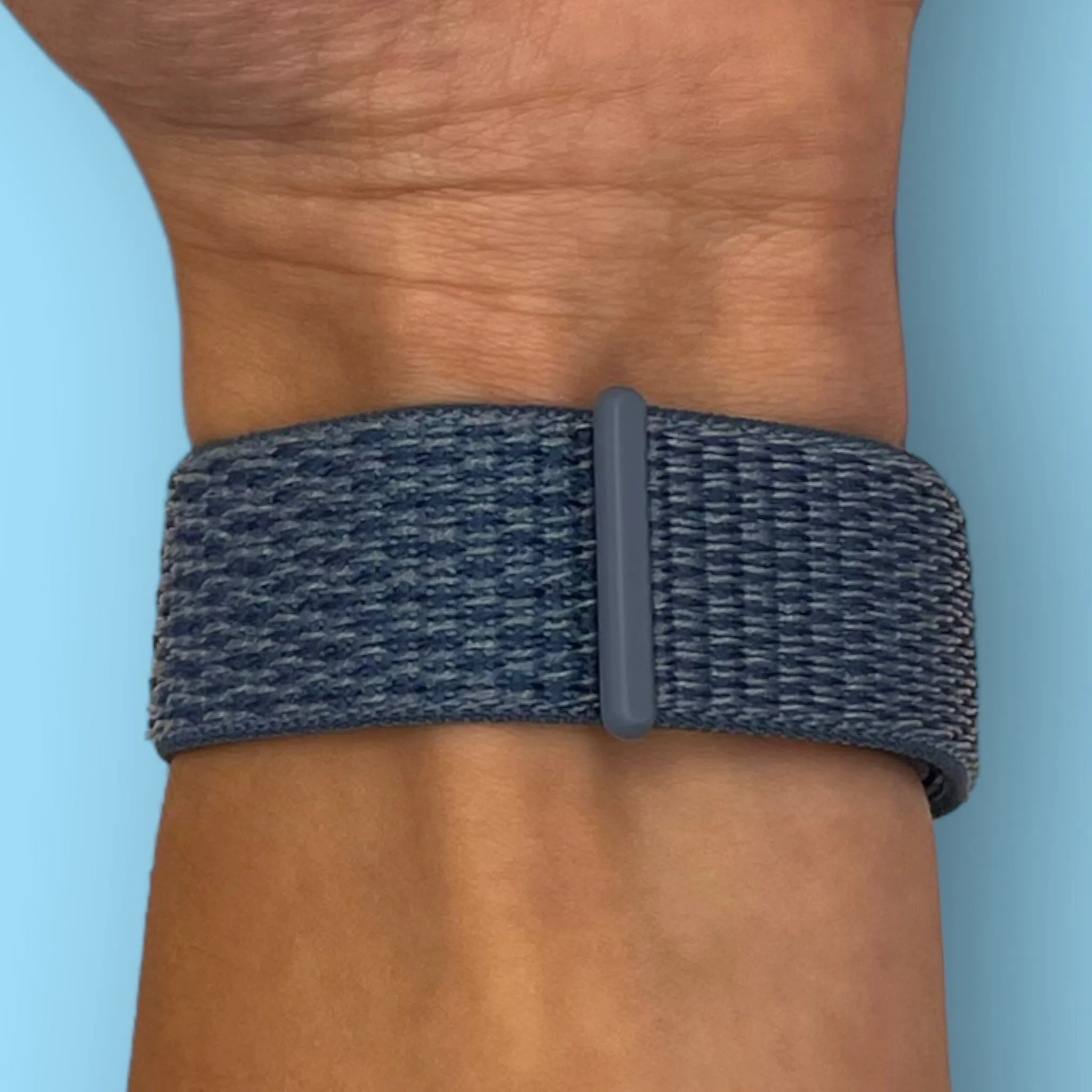 Nylon Sports Loop Watch Straps Compatible with the Fitbit Versa 4