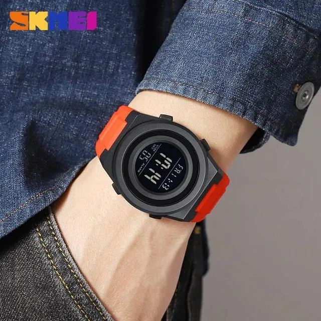 SKMEI Men's Fashion LED Light Digital 5Bar Waterproof Sport Watch Oy106