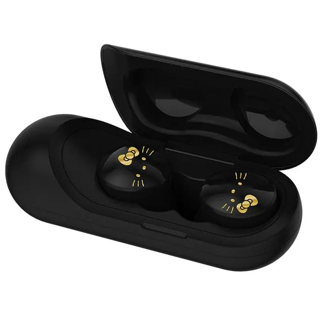 Smart Touch HiFi Wireless Bluetooth Headphone With Charging Case