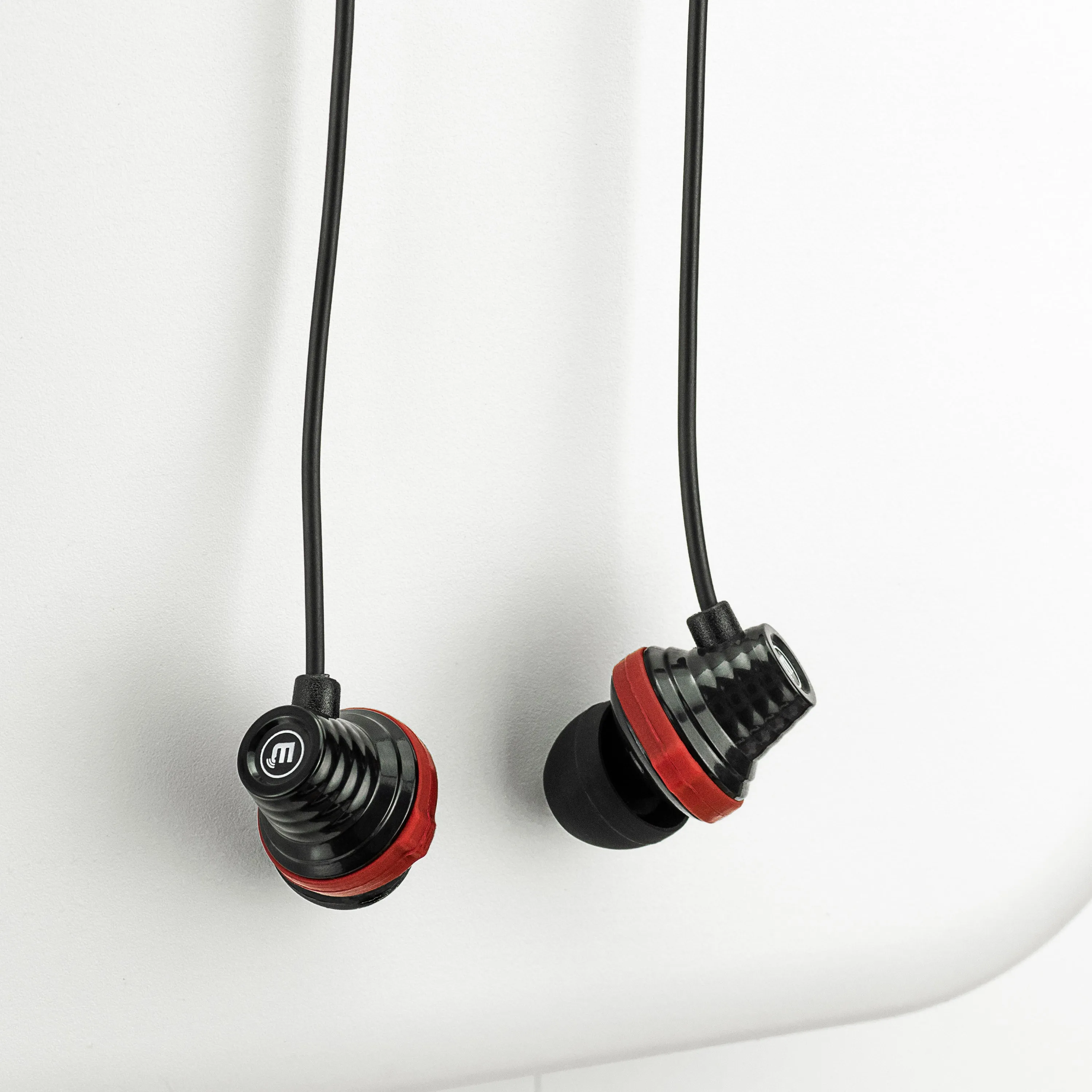 Zeta Wired Earbud Earphones With Remote & Microphone